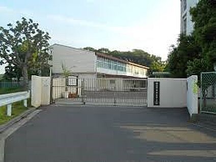 横浜市立奈良中学校 2710m(34分)
