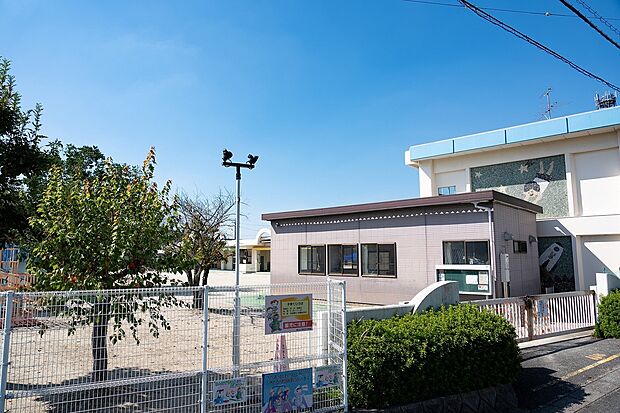 本地こども園(約1m)
