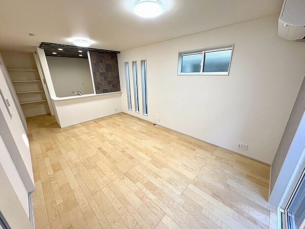 5号棟 リビングダイニング 5号棟はキッチンと浴室、洗面室の水回りがまとまっているため家事動線◎