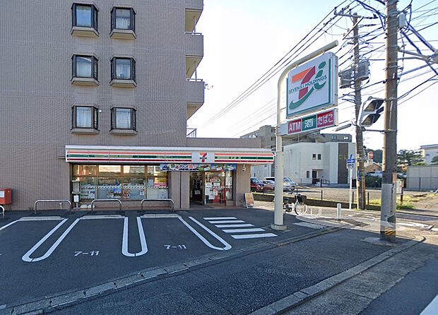 セブンイレブン川崎野川くぬぎ坂店（約236m）