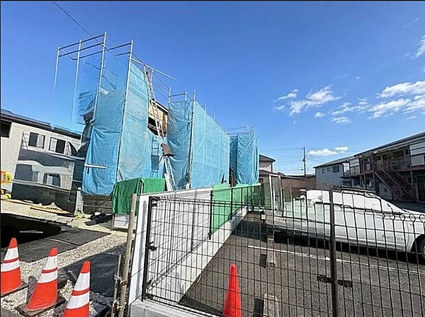 【外観】（4号棟）土間収納で靴やアウトドア用品も汚れを気にせずに収納できて玄関周りがスッキリ清潔に♪