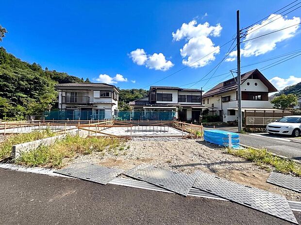 現地外観写真
■《断熱等級6》初期費用0円の太陽光発電サービス対応~安心の長期優良住宅♪