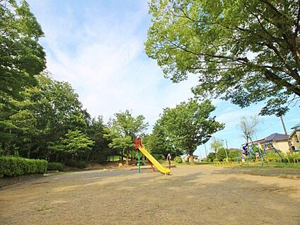 万葉公園 1000ｍ(徒歩13分)