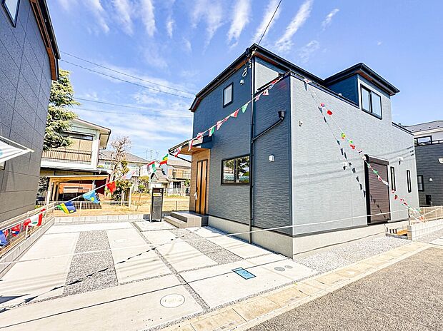 【外観】こちらの物件に少しでもご興味がありましたら、お気軽にお電話下さい。ネット上で「見えない物」「わからない事」でも、実際にご見学いただくことで、手に取るようにおわかりいただけるはずです。