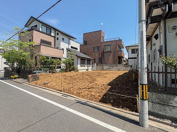 【現地外観写真】本太小学校まで徒歩7分、本太中学校まで徒歩6分とお子様の通学も安心して見守れます。また本太幼稚園まで徒歩2分と小さなお子様でも歩いて通園できる距離です。