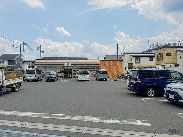 セブンイレブン西堀2丁目店（約290m）