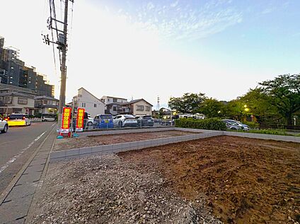 前面道路含む現地写真