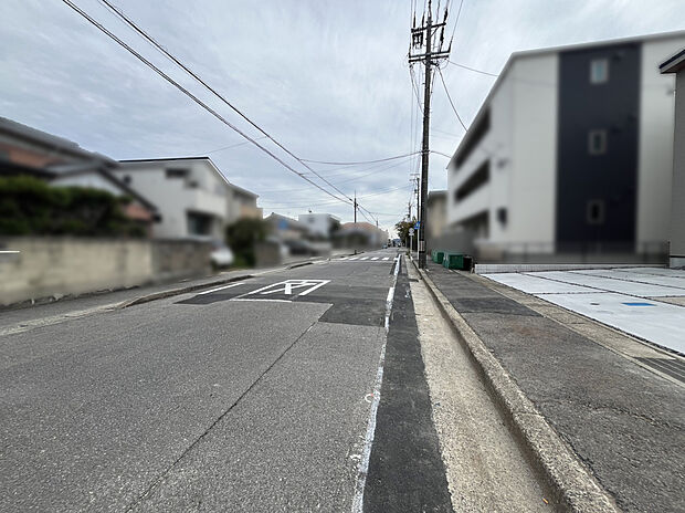 前面道路　北東側10.3m
■2025年11月撮影