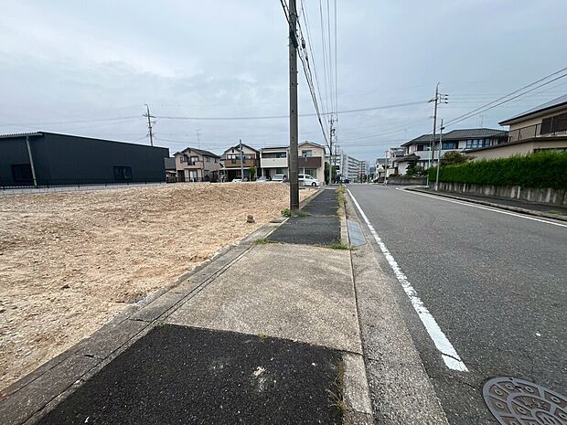 前面道路
2025年9月撮影