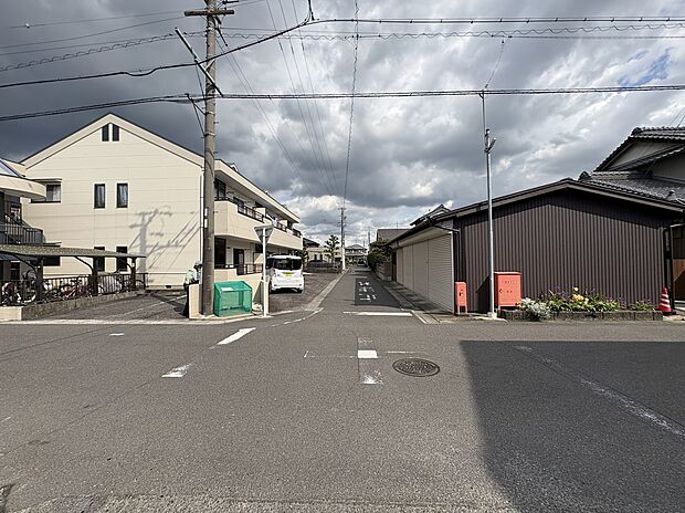 前面道路(2026年5月撮影)