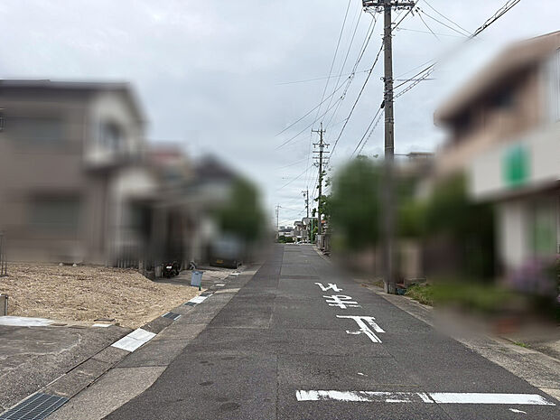 2026年6月撮影
北側公道幅員約6.4m