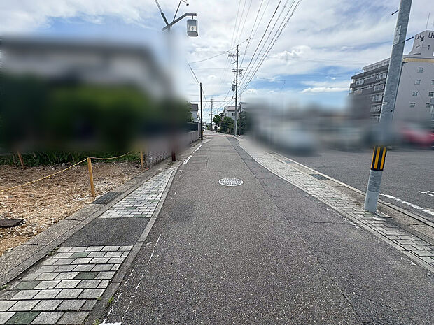 現地(2026年6月)撮影
北側公道幅員約5.8m
