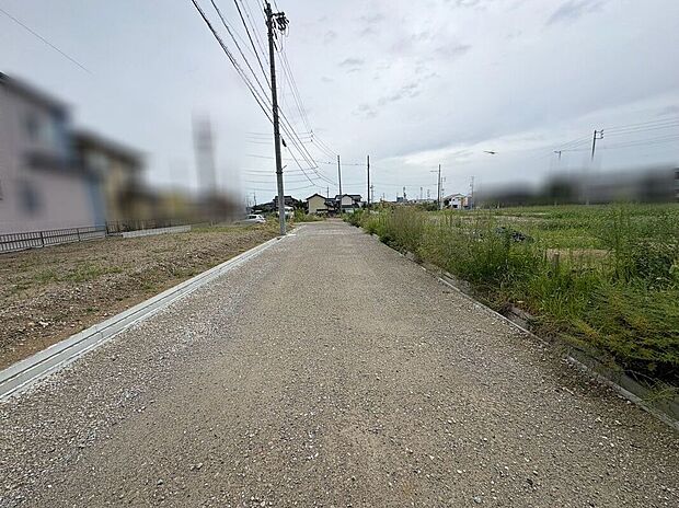 南側前面道路(2026年9月撮影)