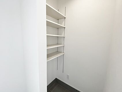 土間収納 同仕様写真 B号棟
