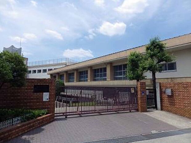 名古屋市立植田北小学校（約1m）