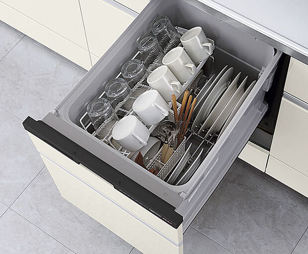 【食器洗浄乾燥機】■家事がはかどる食器洗い乾燥機付き
■3Dプラネットアーム洗浄とバイオパワー除菌でしっかり洗浄。
■操作部のないデザインがキッチンに美しく調和する食器洗浄機。