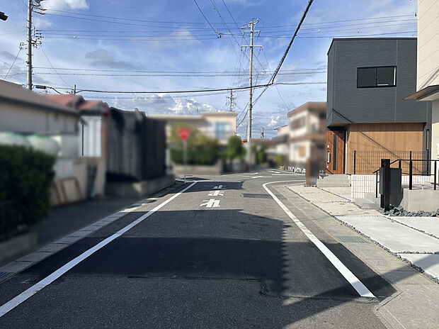 【前面道路 西側5.9ｍ】2025年9月撮影