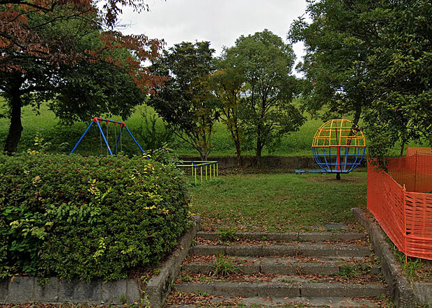 福徳公園(約300m)