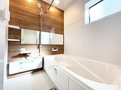 リクシル　システムバスルーム「AX」　C号棟