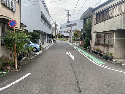 前面道路 南側
