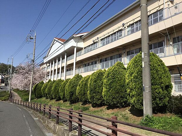 東海市立加木屋小学校（約1,600m）