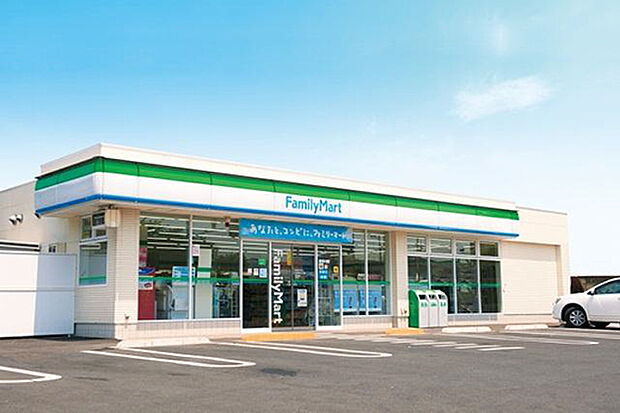 ファミリーマート 豊川平尾店（約350m）