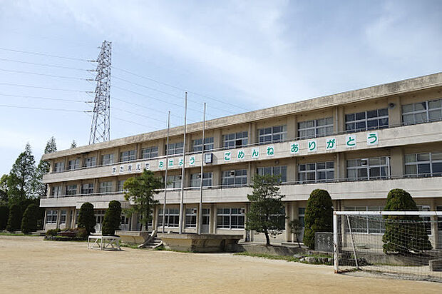稲沢市立小正小学校(約1,300m)