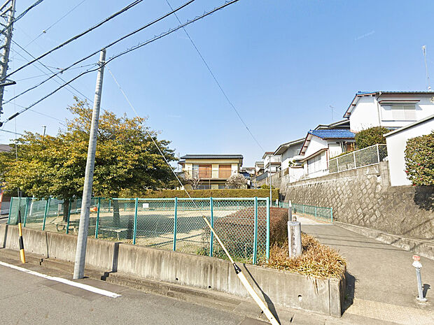 ほら貝第二公園(約80m)