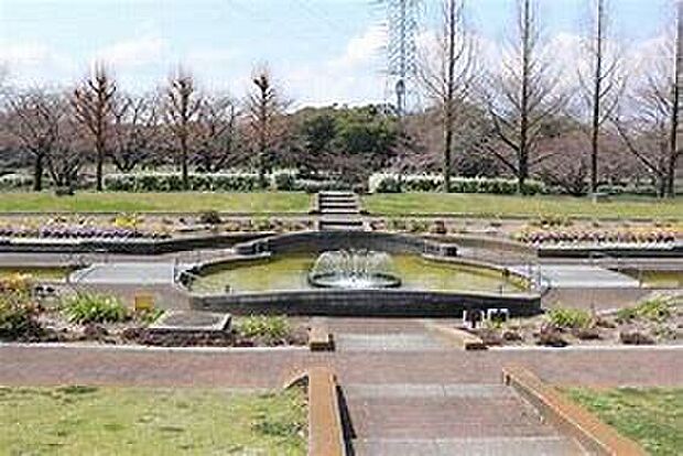 荒子川公園（約220m）