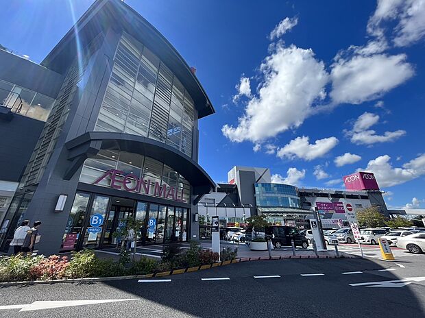 イオンスタイル岡崎(約170m)