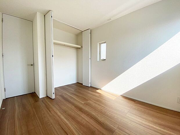 【その他】洋室 同仕様■子ども部屋にも広々クローゼット