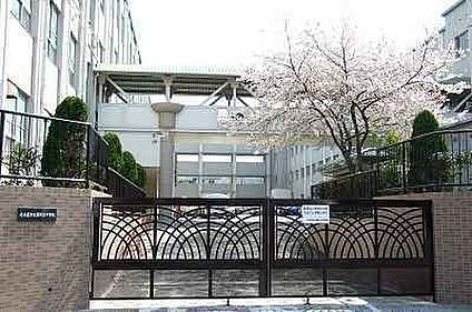 名古屋市立高針台中学校 980m