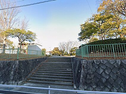 杁田公園 250m