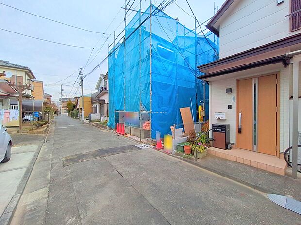 ≪豊かな気持ちで暮らせる環境が整っています!≫
子育て家族にもおすすめ☆古千谷小学校まで徒歩9分。ベルクス足立古千谷店まで徒歩8分♪