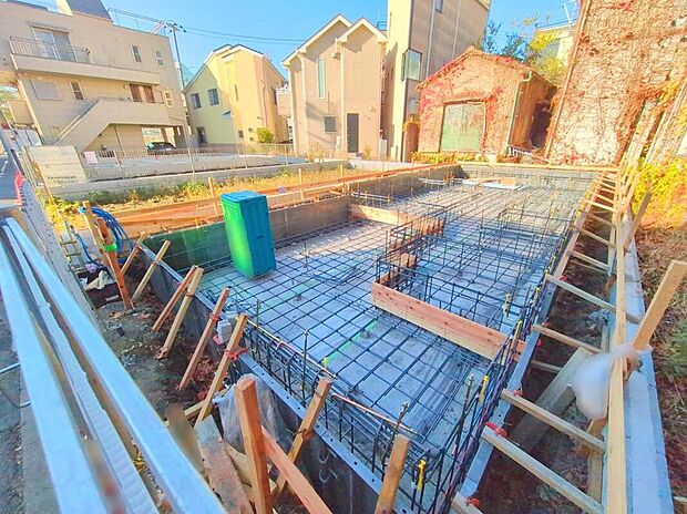 これから徐々に家の骨組みが出来上がっていきます。どんな家が建つのか楽しみですね♪
内覧以外にも資金計画やライフプランに寄り添ったご提案をいたします！