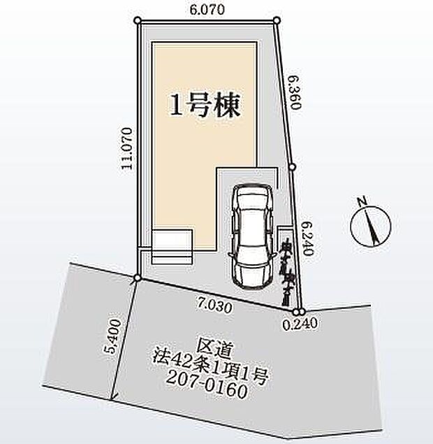 南側前面道路ですので、陽当たり良好です!道幅も5mありますので、お車の駐車も楽々ですね!