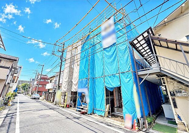 ≪見学予約可能!≫
当日のご見学予約も承ります。同じものは2つとない「夢のマイホーム」との出会いが待っているかもしれません。