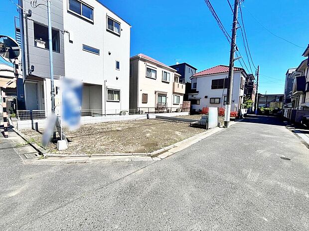 ≪見学予約可能！≫
当日のご見学予約も承ります。同じものは２つとない「夢のマイホーム」との出会いが待っているかもしれません。
