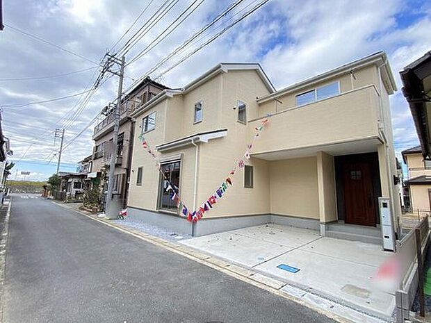 【前面道路含む現地写真】≪豊かな気持ちで暮らせる環境が整っています☆≫
お買物便利なショッピングモール多数点在☆ピアラシティみさとへ自転車7分！ららぽーと車7分・コストコ車6分♪