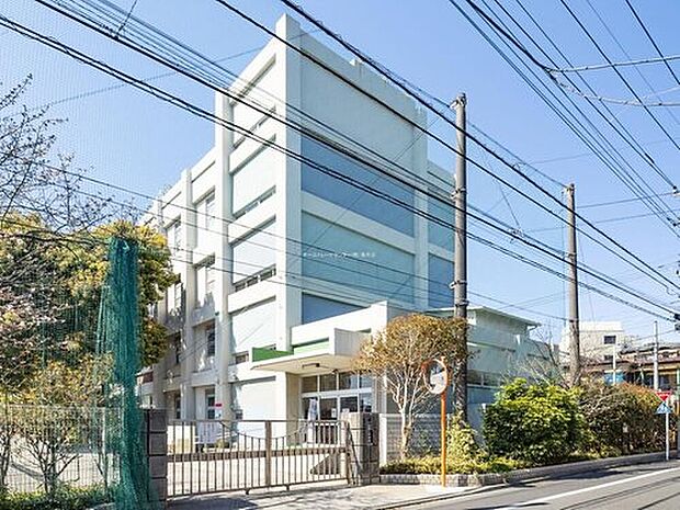 江戸川区立小岩第二中学校(約450m)