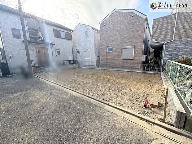 【現地外観写真】≪見学予約ができます！≫
充実の仕様設備☆不在時の受取りに便利な「宅配ボックス」・「食洗機」完備で家事もラクラク時短・主寝室にはたっぷり収納できる「WIC」！