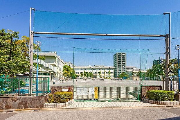 江戸川区立一之江第二小学校（約600m）