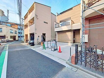 前面道路含む現地写真