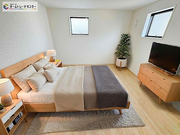 【居室】≪Room≫
心地良い風を感じられる全居室２面採光！風通しがよく効果的に空気の入れ替えができます☆
※家具をCGで加工しています。家具付き販売ではございません。