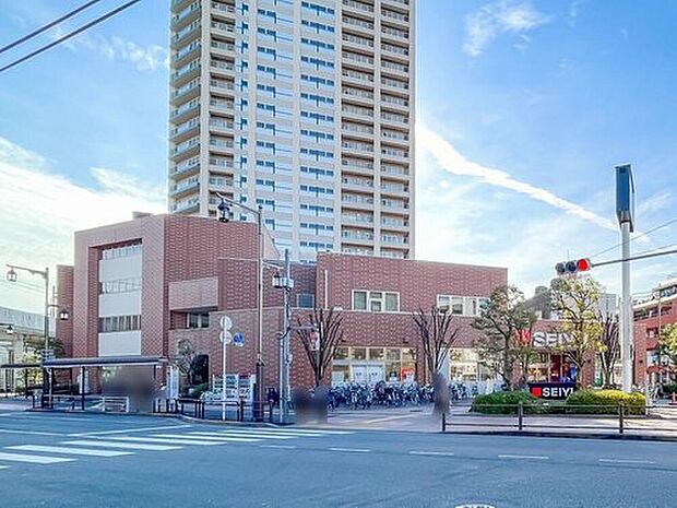 西友竹の塚店(約280m)