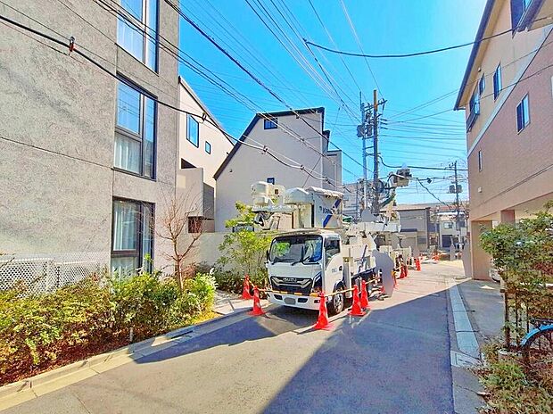 【前面道路含む現地写真】≪内覧以外にも資金計画やライフプランに寄り添ったご提案をいたします♪≫