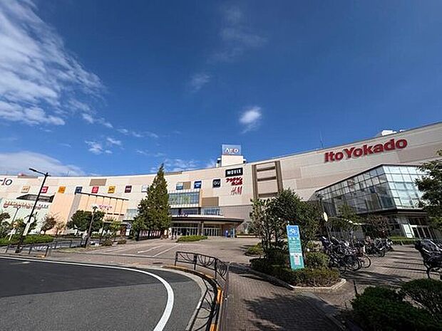 アリオ亀有店(約2,700m)