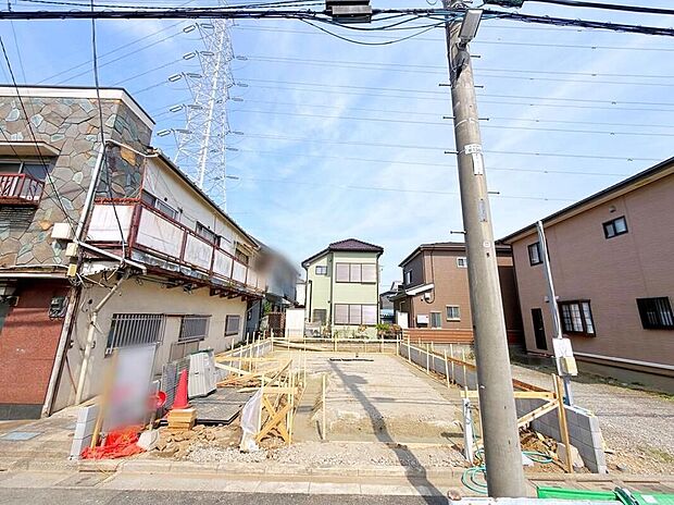【現地外観写真】≪現地ご案内は便利なネット予約も可能です！お気軽にお問い合わせください♪≫設備や広さなどの条件を満たし、将来にわたって長く住み続けられると国から認められた【長期優良住宅】です！
