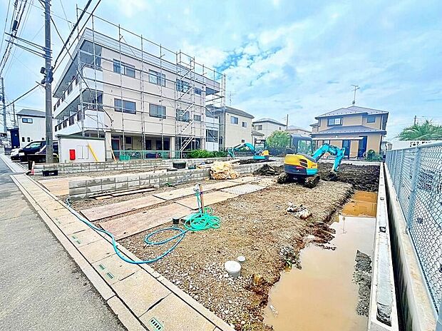 【現地外観写真】現地(2026年6月)撮影
当日のご見学予約も承ります。同じものは2つとない「夢のマイホーム」との出会いが待っているかもしれません♪