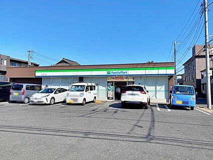 ファミリーマート南花畑四丁目店 270m(徒歩4分)
